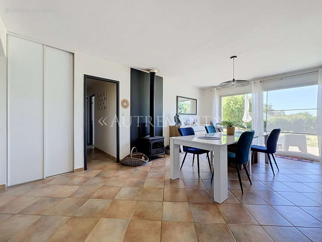 Maison 121 m² à Parisot  - photo 7