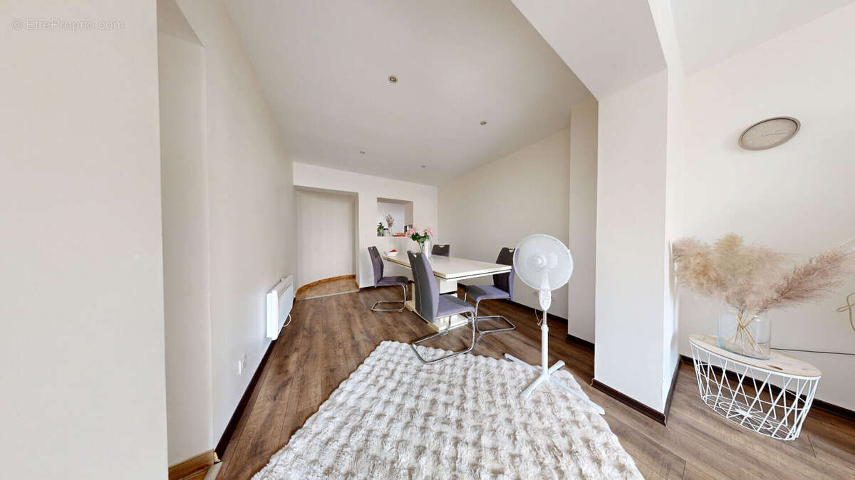 Immeuble Erstein 10 pièces 237 m² - photo 4