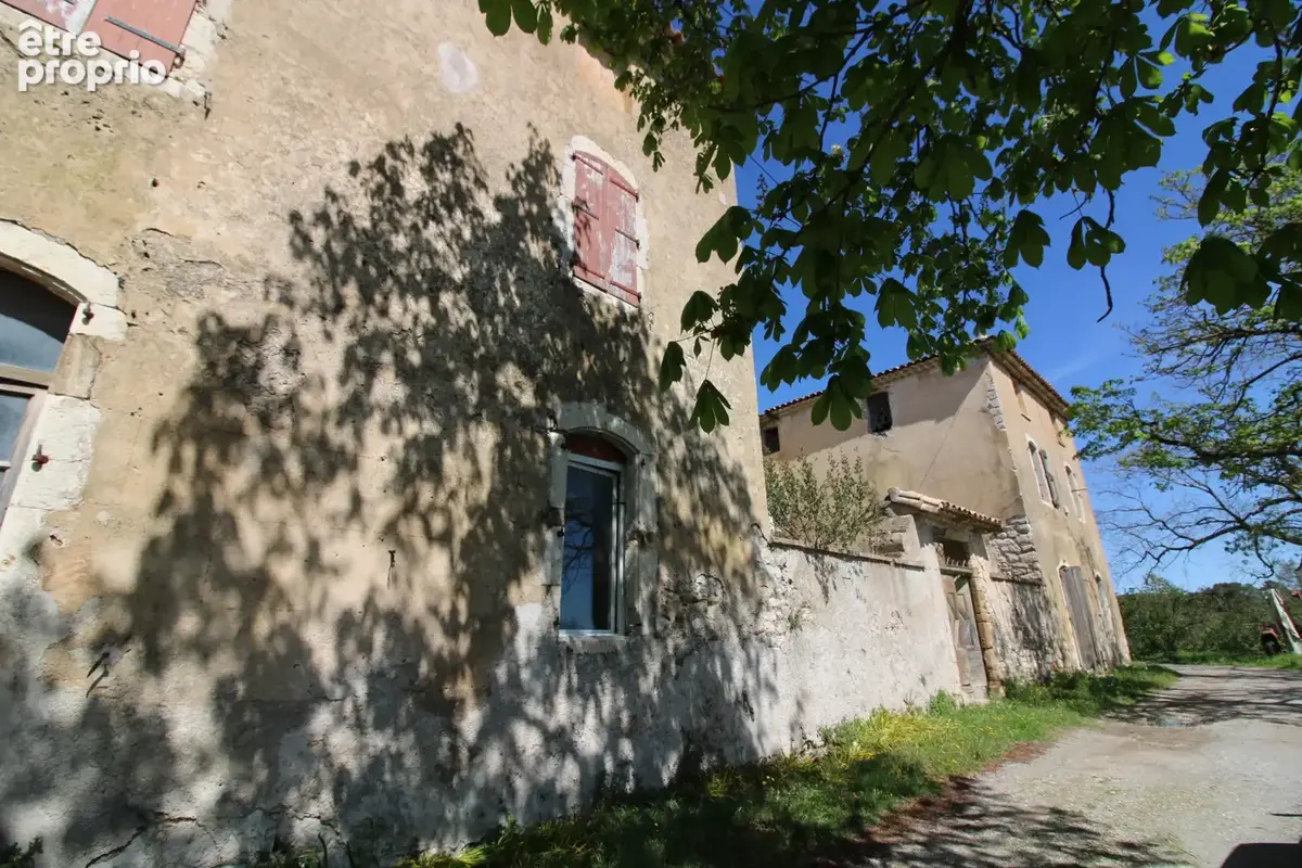 Mas de 2500 m2 sur 26 hectares. - photo 45
