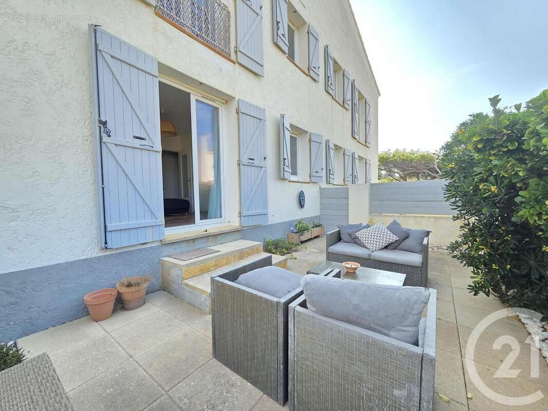 Autre à SIX-FOURS-LES-PLAGES