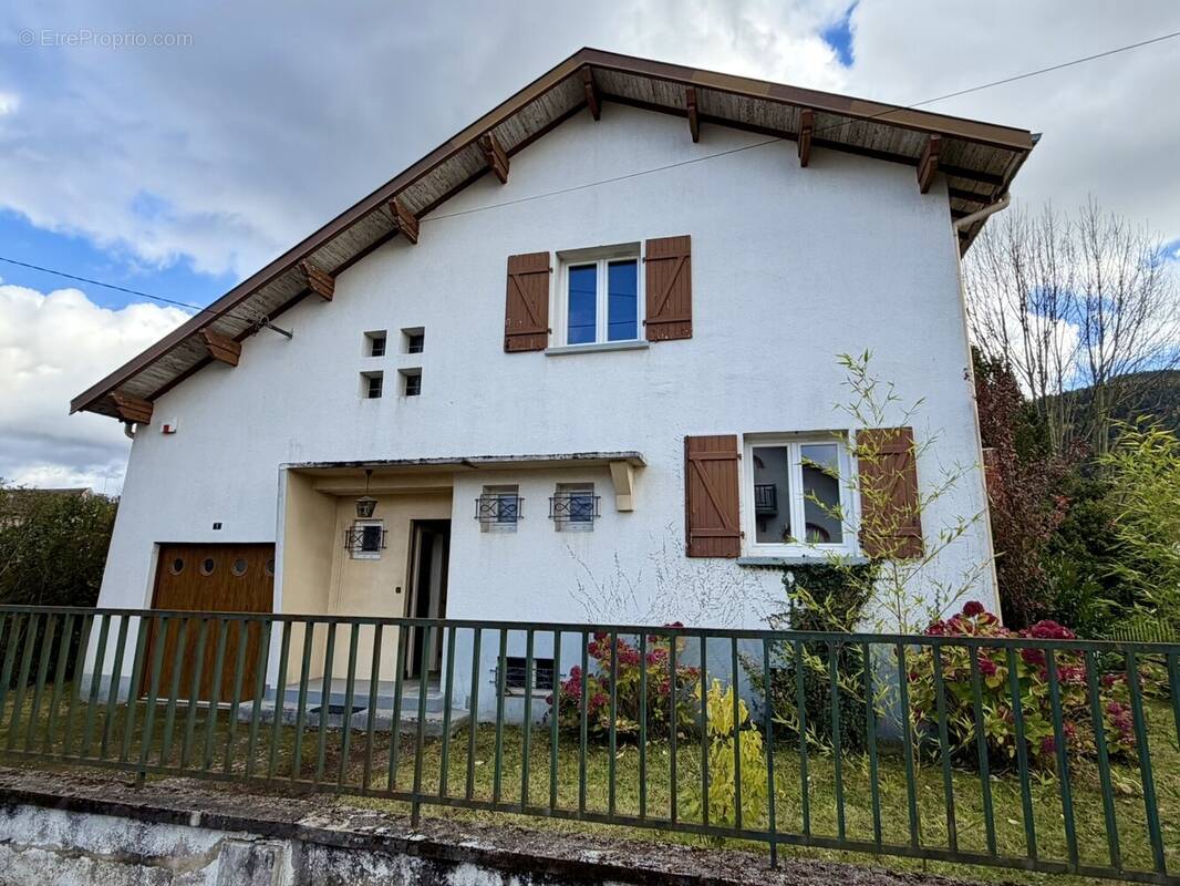 Maison à RAON-L&#039;ETAPE