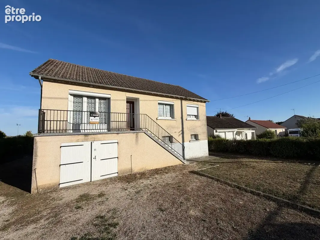 Maison à REUILLY