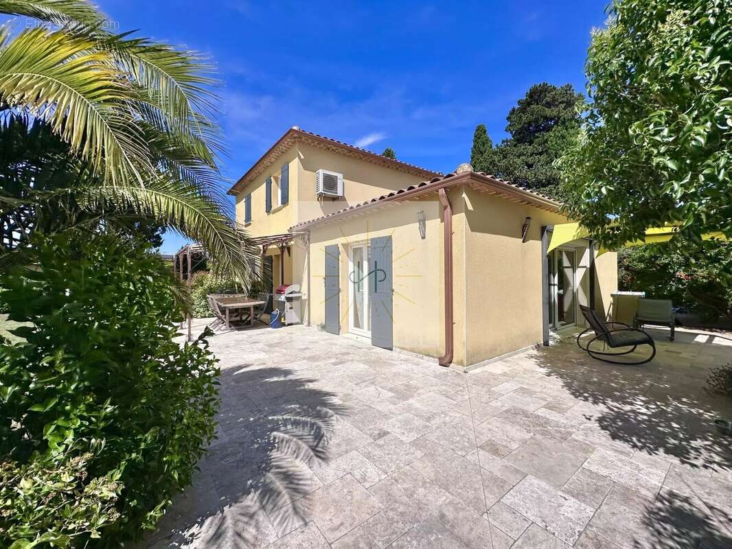 Maison à ORANGE