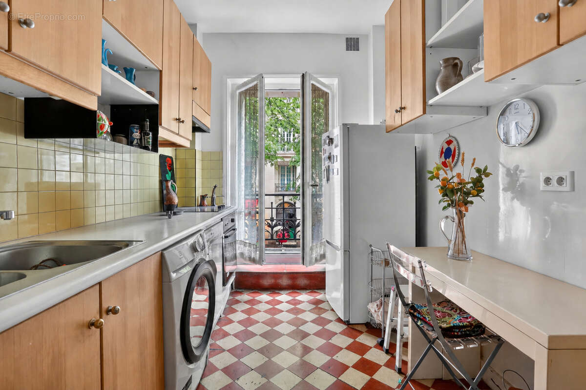 Appartement à PARIS-15E