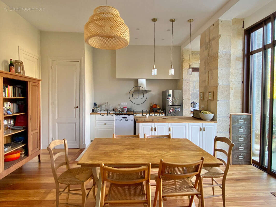 Appartement à BORDEAUX