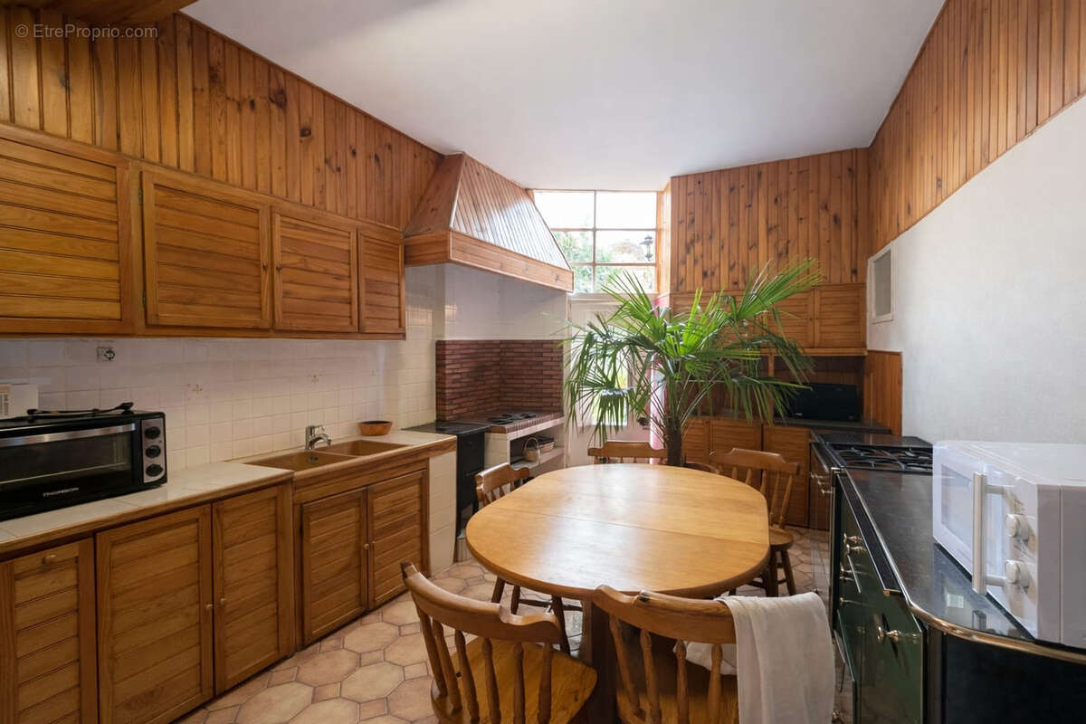 Maison à CLERMONT-FERRAND