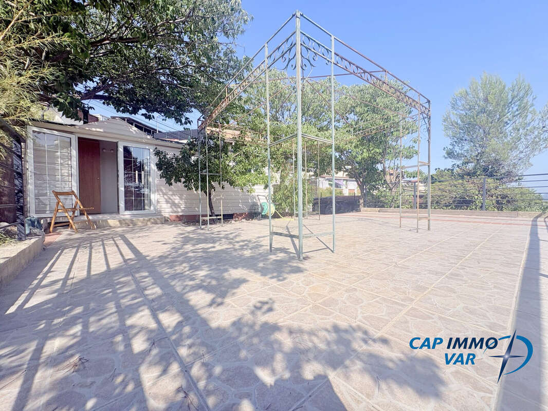 Maison 26 m² à Le Castellet  - photo 4