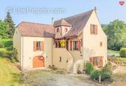 Maison à LE BUISSON-DE-CADOUIN
