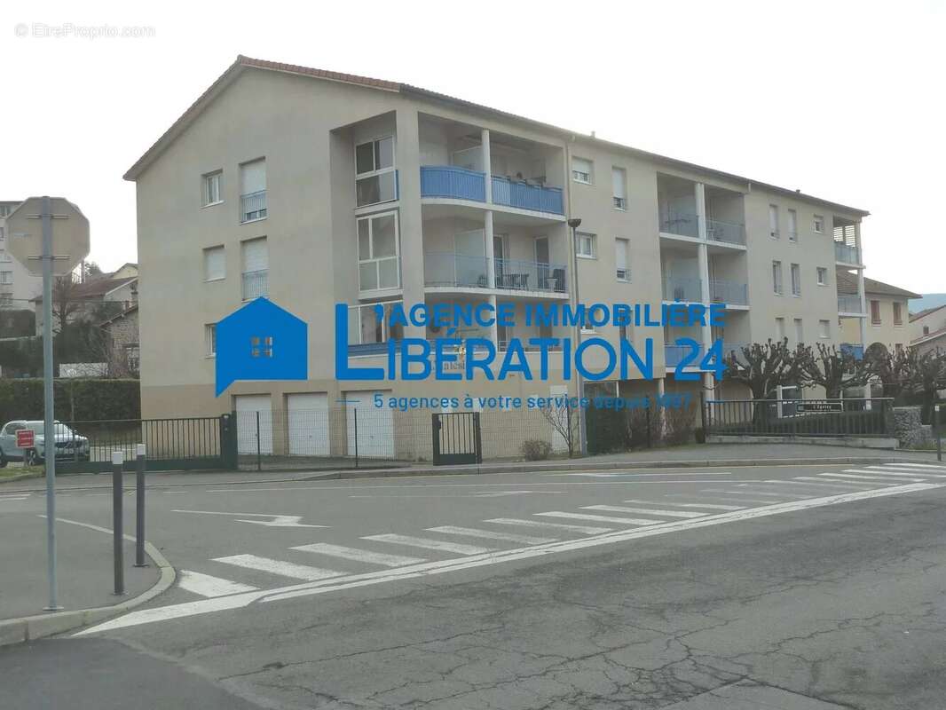 APPARTEMENT T2 56m²  Ascenseur +2terrasses+garage+parking+cave - photo 2