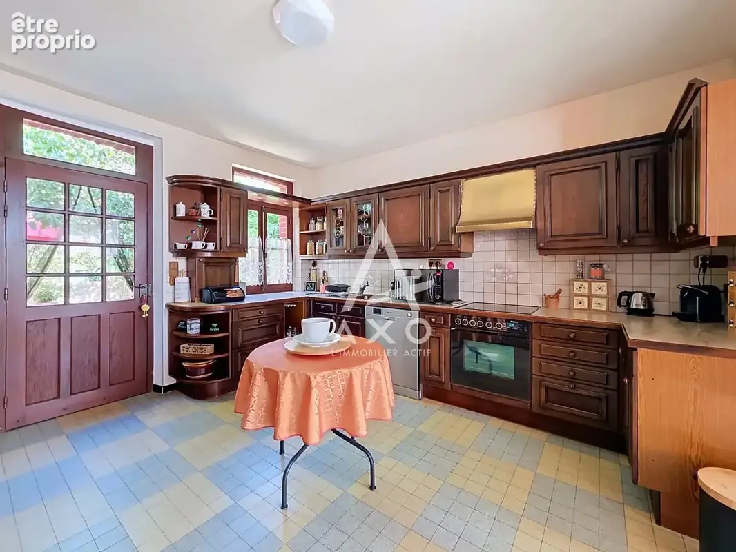 A VENDRE à CEPOY  Vaste maison de caractère, 5 chambres et nombreuses dépendances - photo 8
