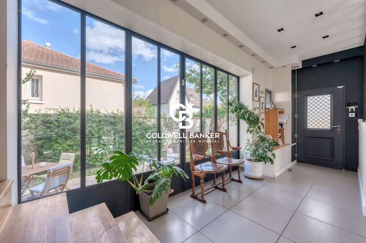 Maison à CARRIERES-SUR-SEINE