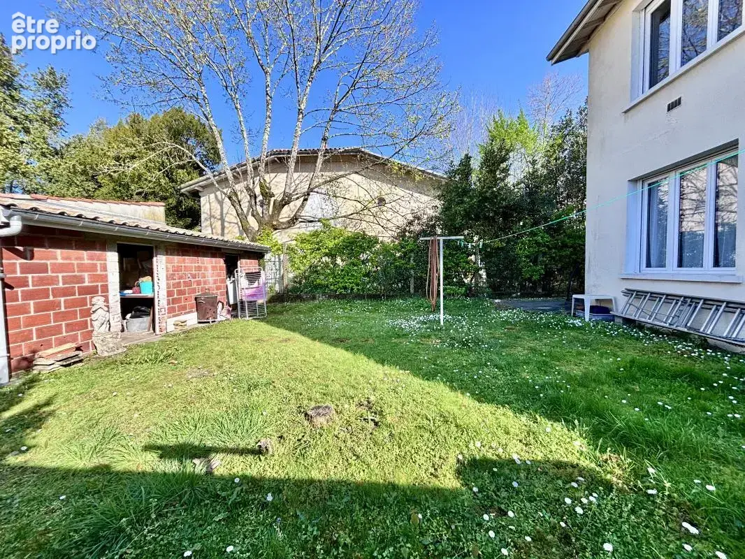 Appartement 160 m² à Merignac  - photo 14