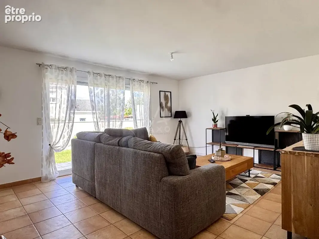 Libre - Maison de plain-pied T3 avec garage et jardin - photo 4