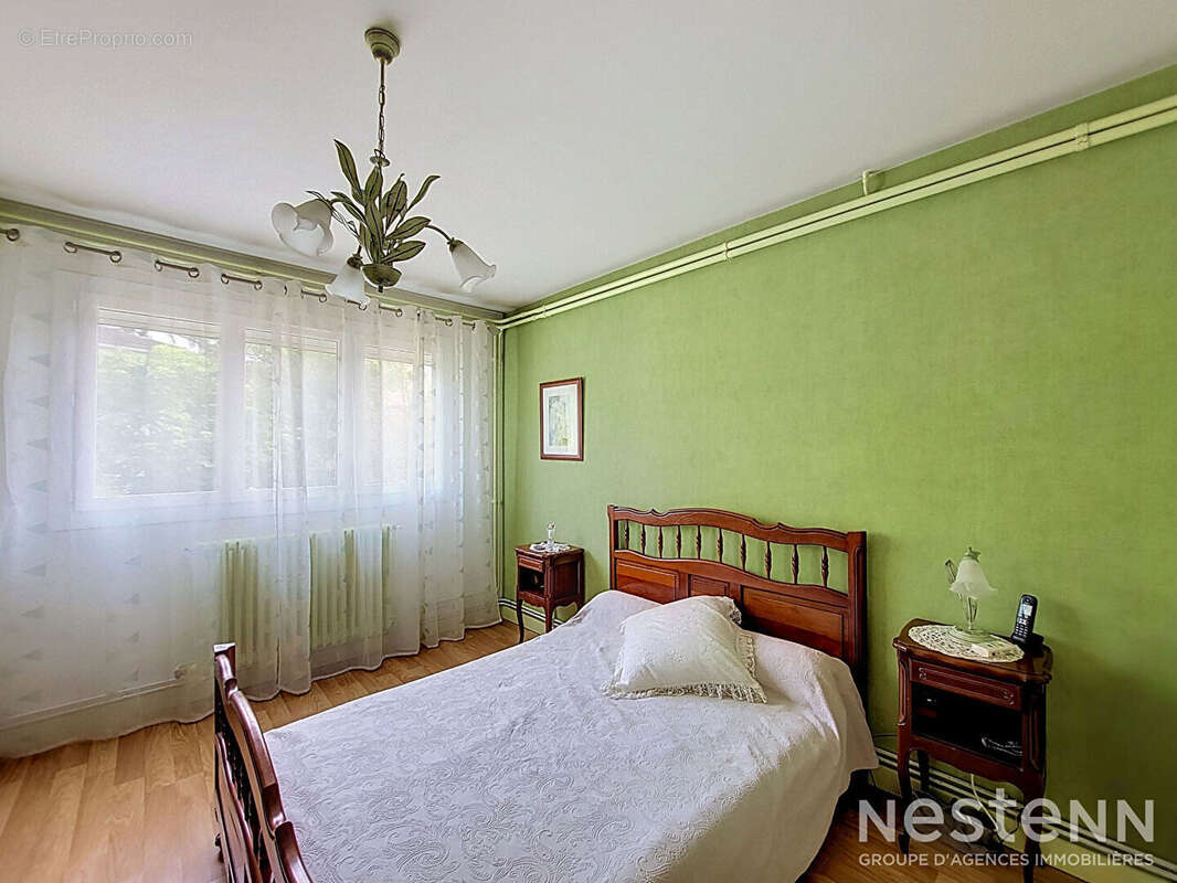 A Vendre Maison de 155 m² avec possibilité de deux habitations et jardin à Condom - photo 15