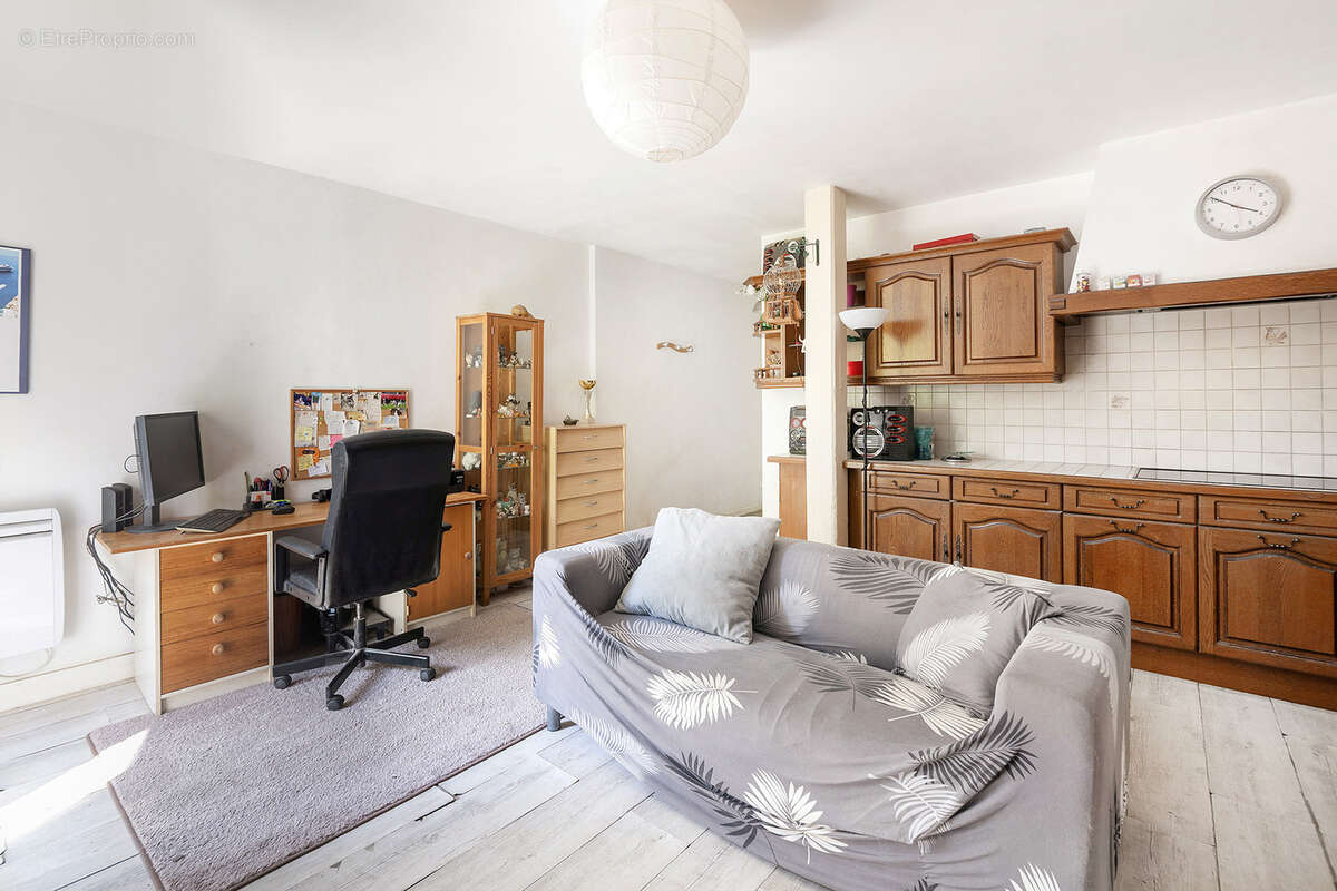 Coup de cœur   appartement avec jardin privatif, cave voûtée et parking - photo 7