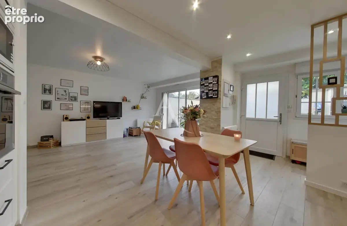 Chevry-cossigny - maison de ville avec extérieur - photo 2