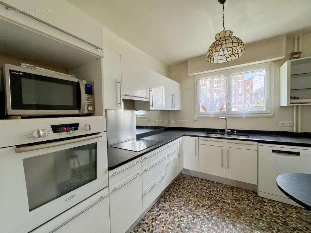 Appartement à ASNIERES-SUR-SEINE