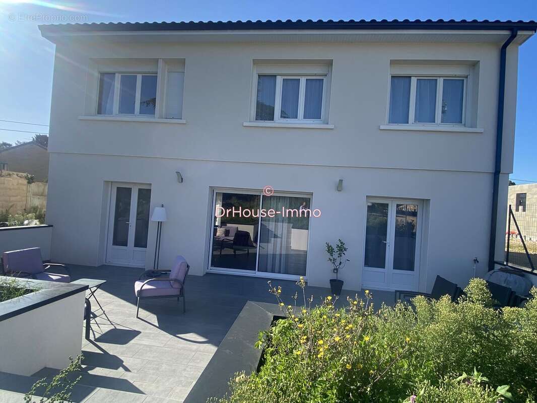 Maison à MIGNE-AUXANCES