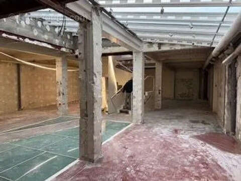 Commerce à PARIS-17E