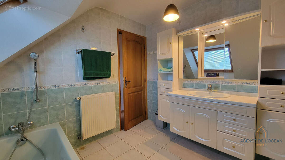 Maison à PLOUHARNEL