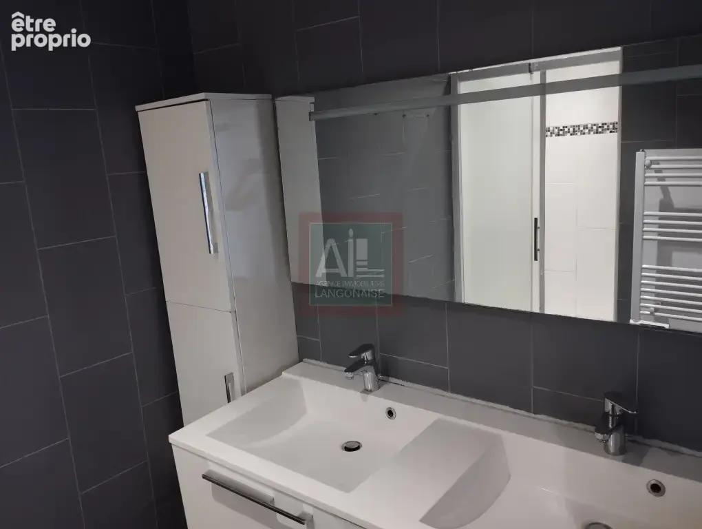 Appartement T3 88 m2 proche centre-ville et écoles - photo 7