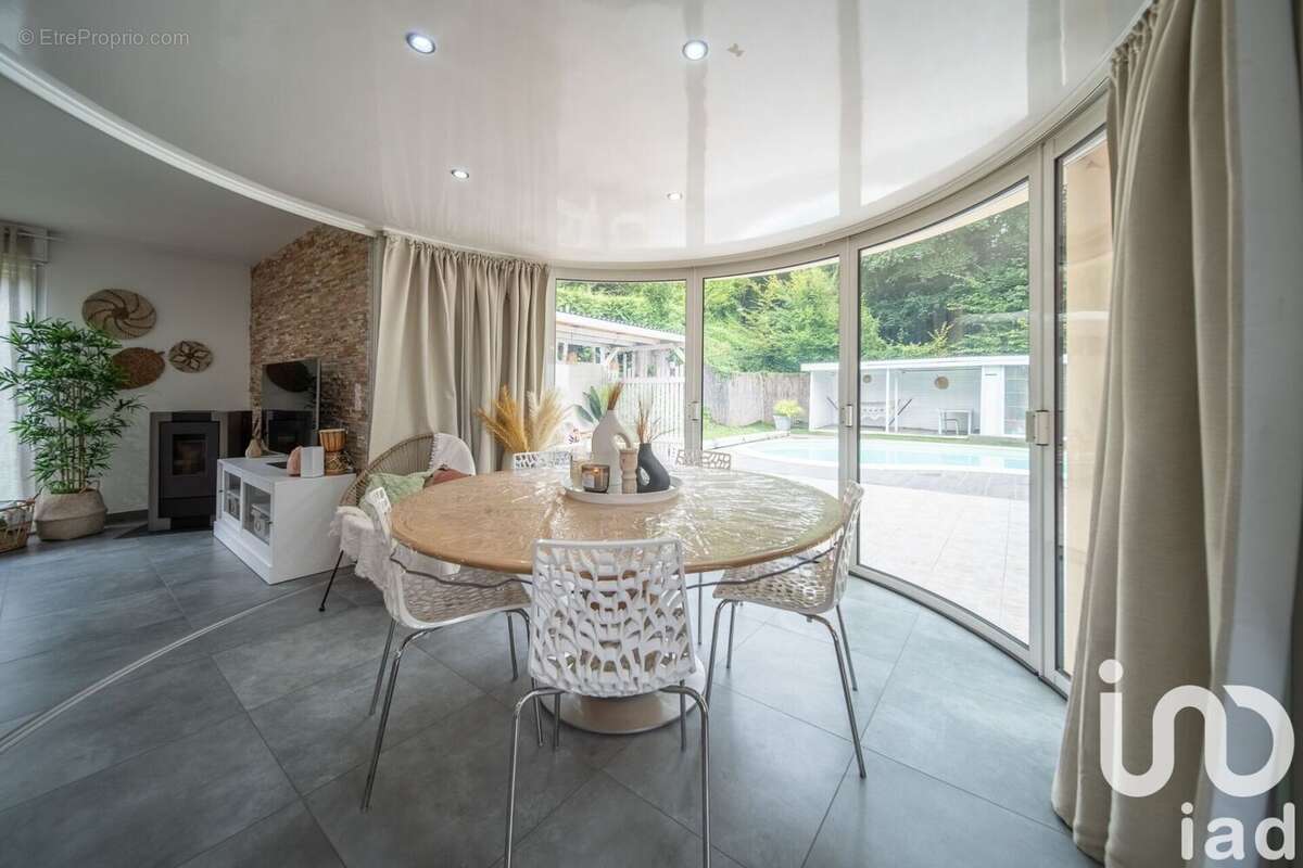 Photo 3 - Maison à THIL