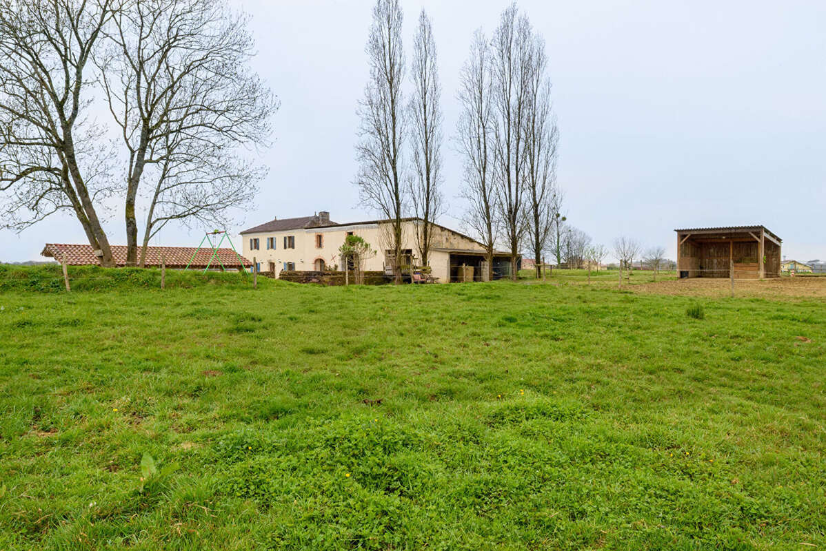 Maison à AMOU