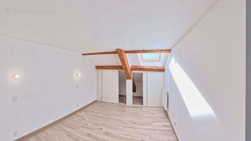 Appartement à SALINS-LES-THERMES