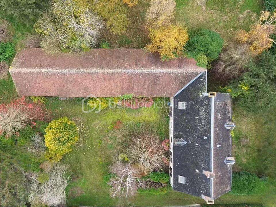 Maison à NEUVY-EN-SULLIAS