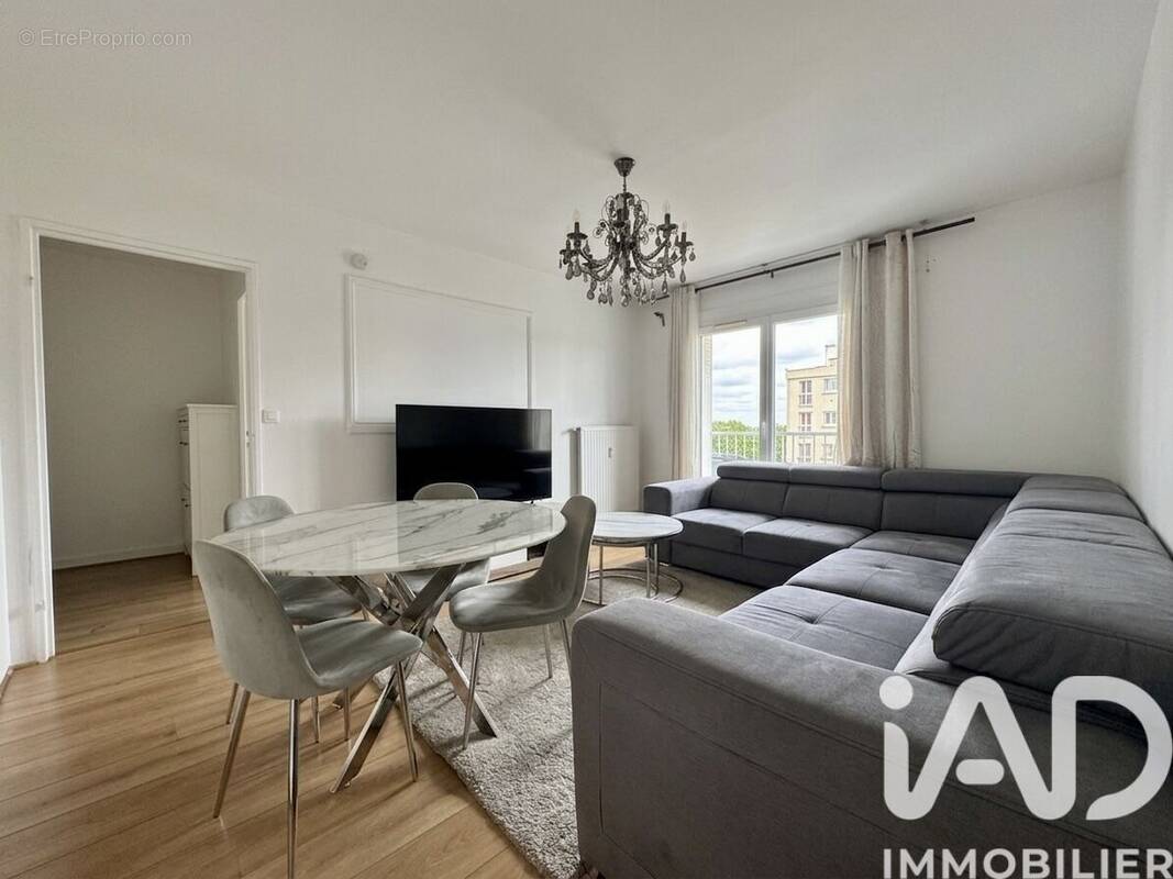 Photo 1 - Appartement à THIAIS