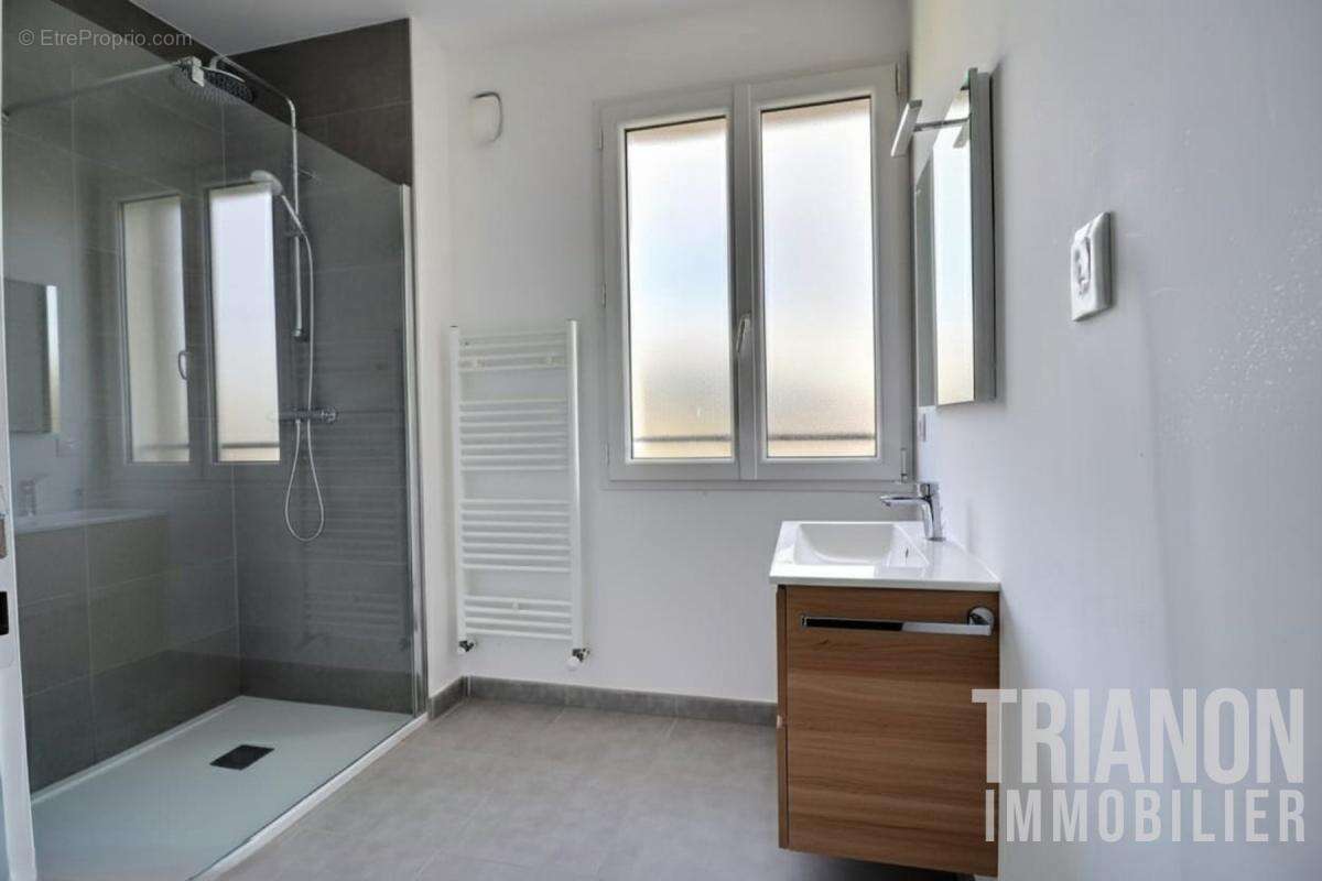 Maison à VAUX-SUR-SEINE