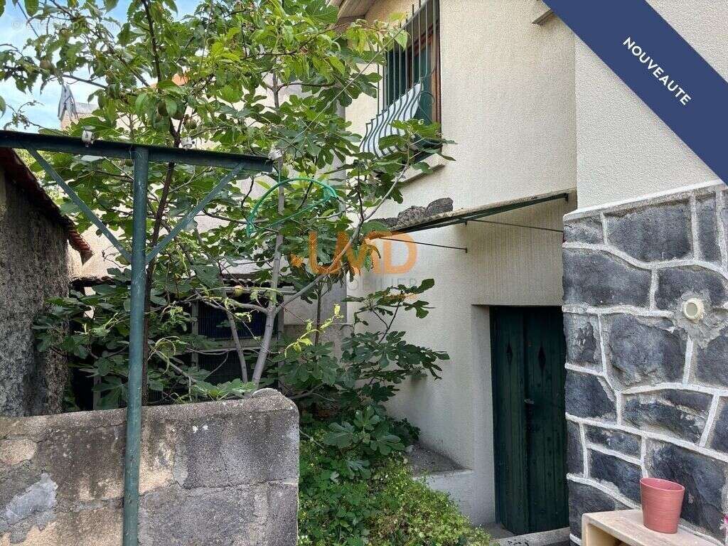 Maison à CLERMONT-FERRAND