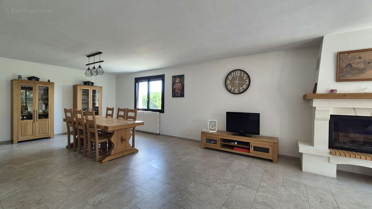 À vendre Montivilliers, maison de plain-pied avec + de 340 m2 habitable   4 chambres, prestations modernes - photo 7
