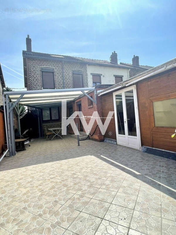 Maison 85 m² à Crespin  - photo 9