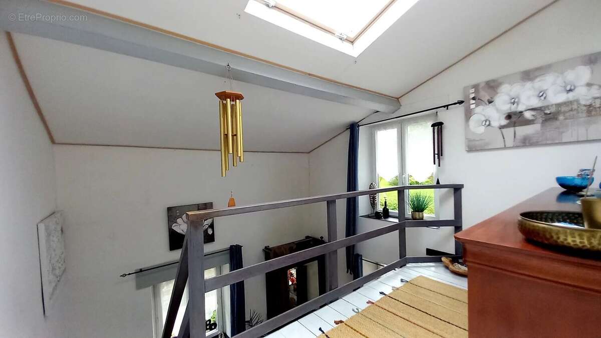 Maison à REGNEVELLE