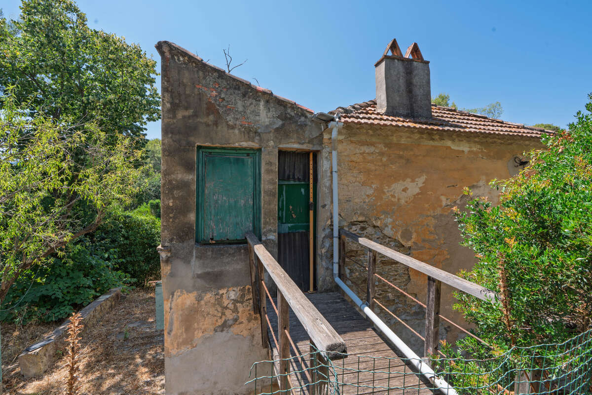 Propriété à réhabiliter dans un environnement préservé en zone A secteur EVESCAT - GAUMIN - photo 4