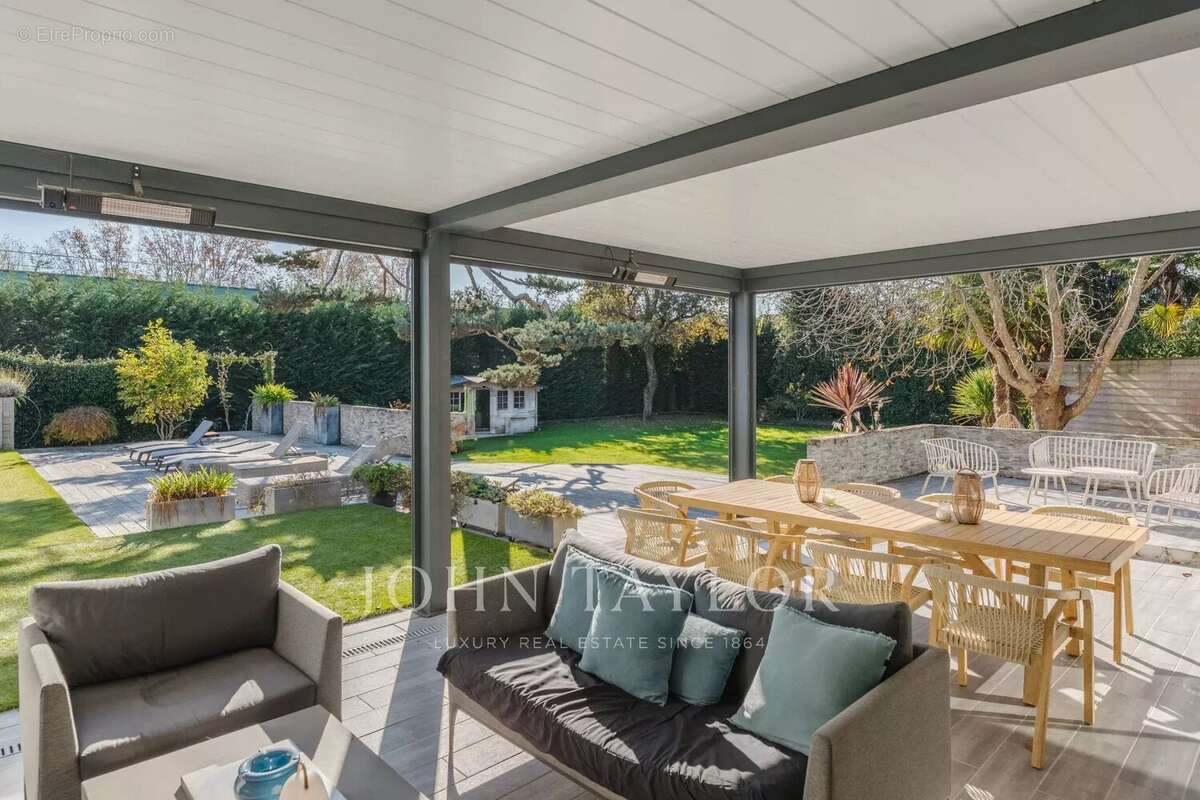 Maison à LE BOUSCAT