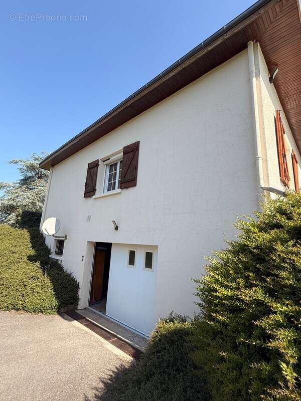 Maison à CHENIERS