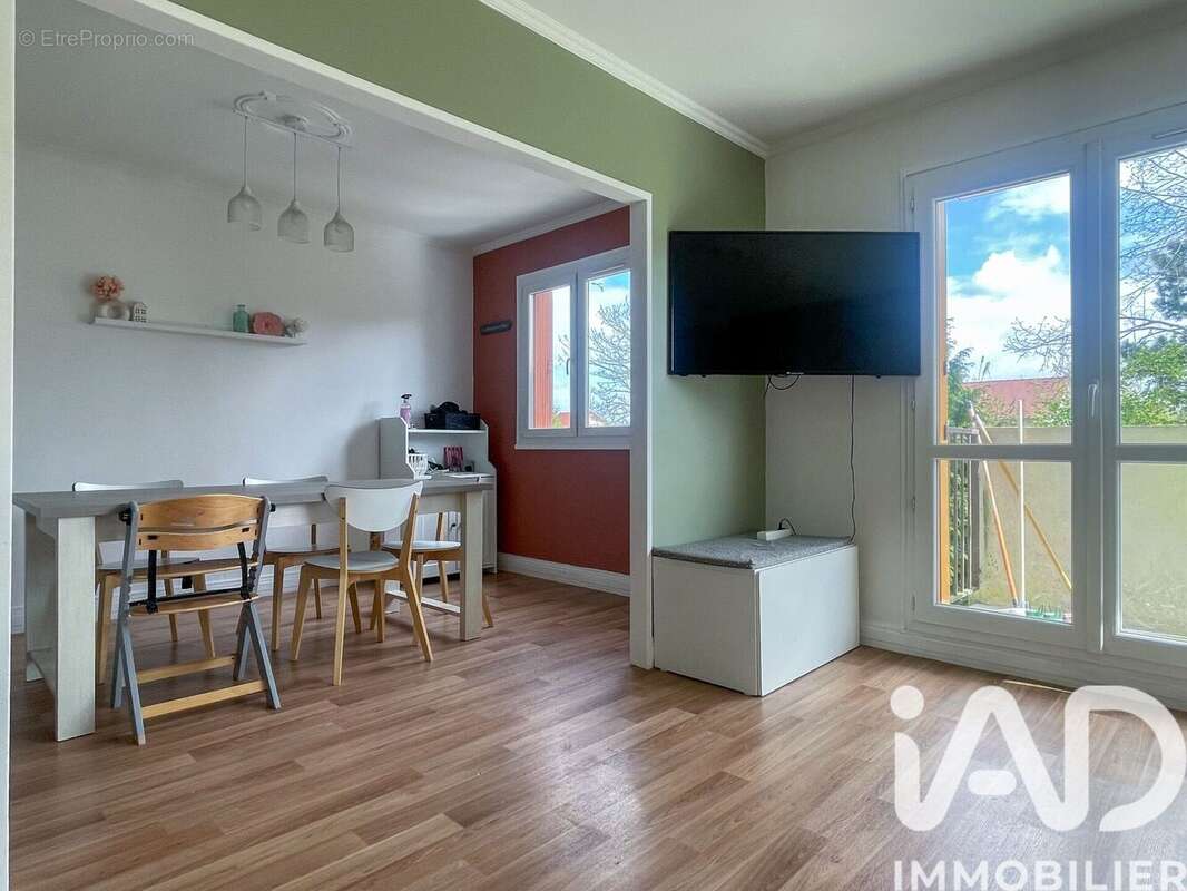 Photo 3 - Appartement à BEAUMONT-SUR-OISE