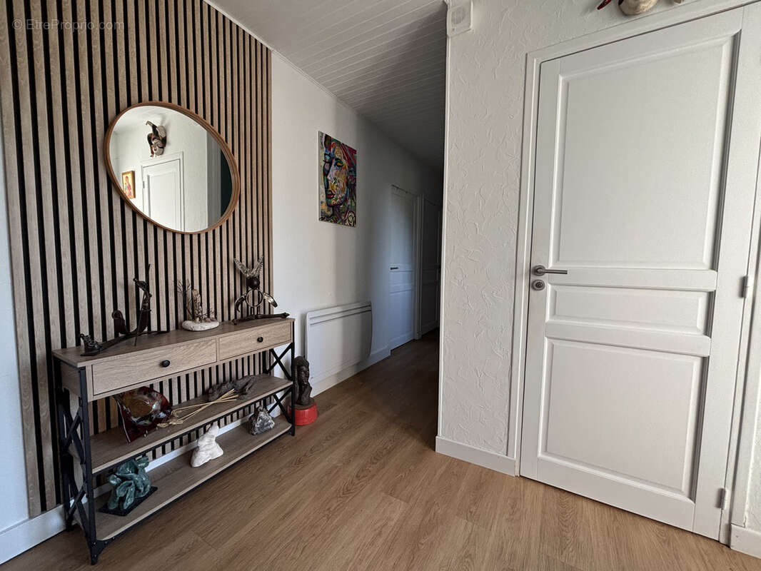 Maison de type Plein-pied / 4 chambres. - photo 5