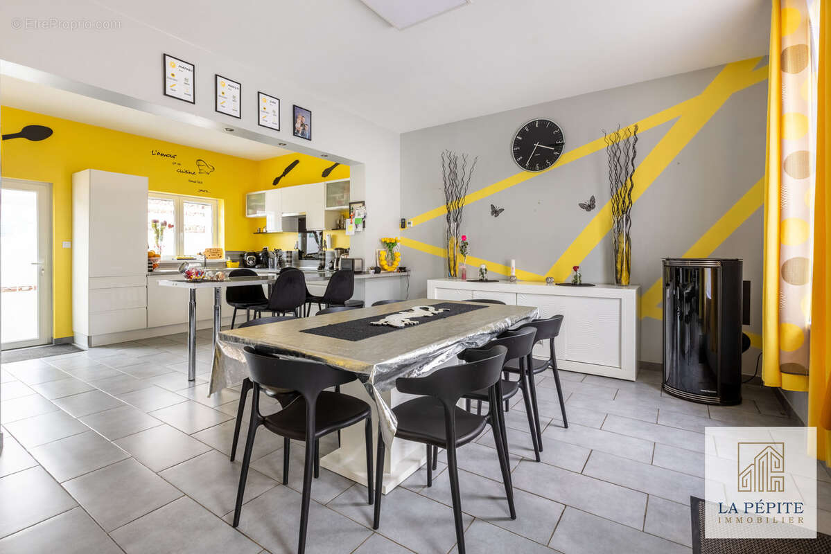 Maison à VILLERS-SIRE-NICOLE