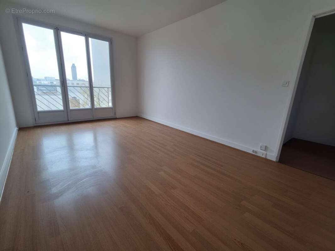 Appartement à MAISONS-ALFORT