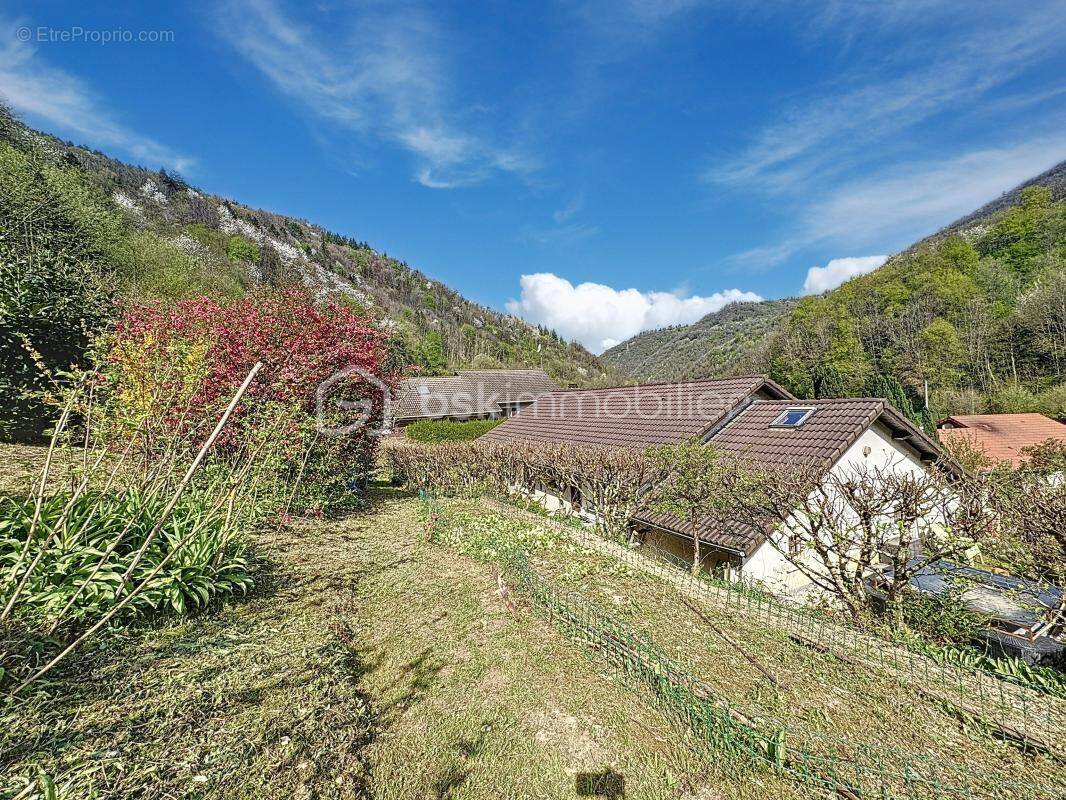 Maison à SAINT-MARTIN-D'URIAGE