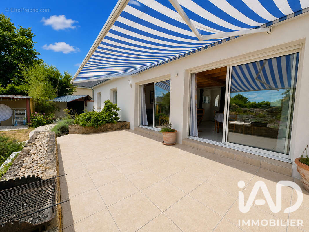 Maison 133 m² à Saint-Herblain  - photo 2