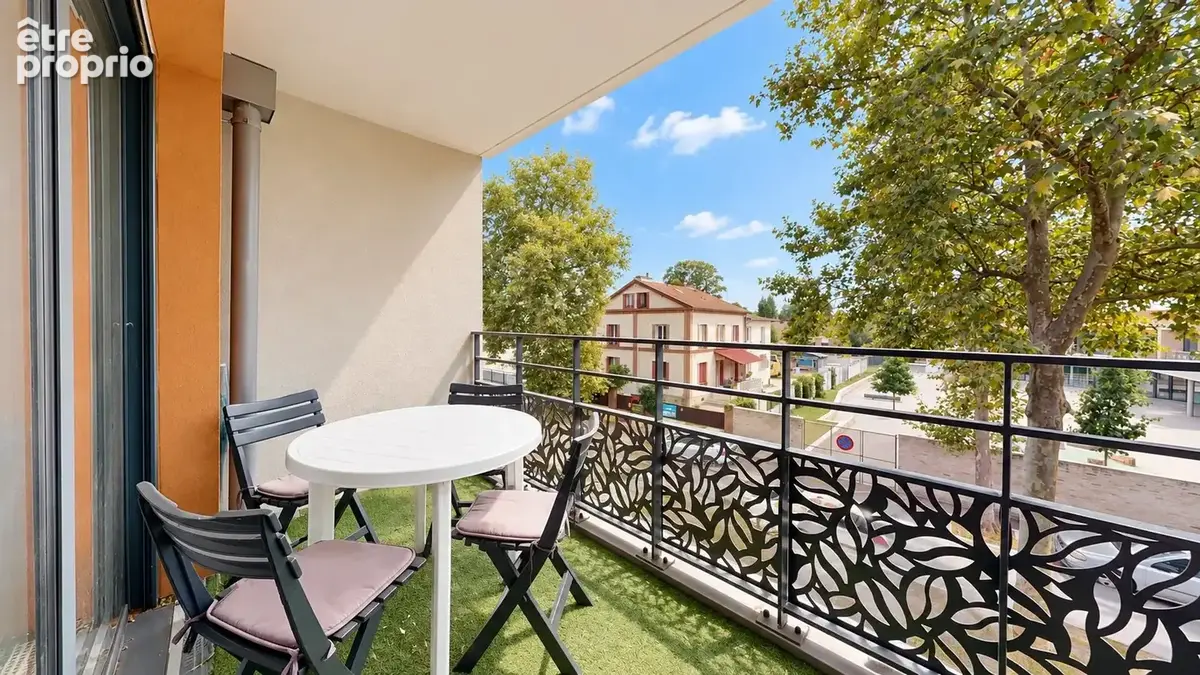 Appartement 3 pièces 64 m² à vendre à Montfermeil (93370) - photo 2