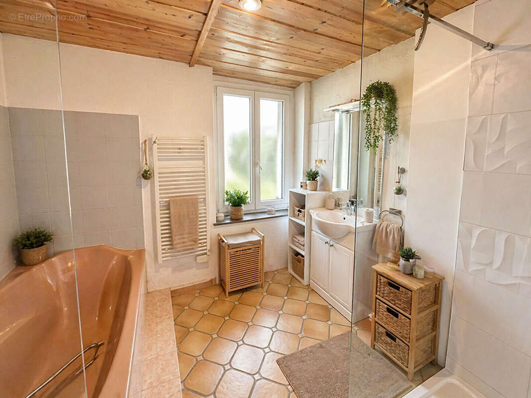 Appartement à VILLERS-LE-LAC