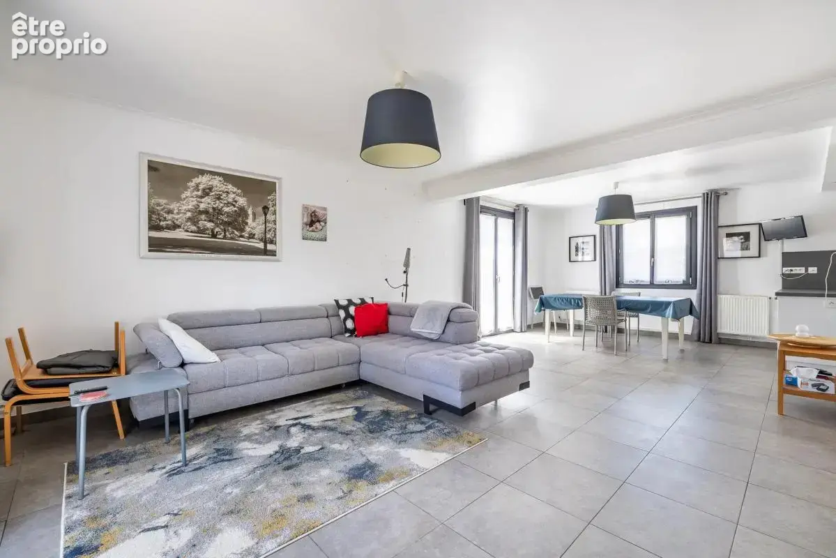 Maison de 5 pièces de 123 m² située à Lisses - photo 3