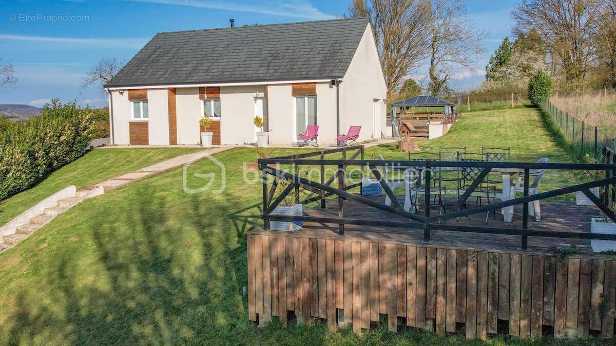 Maison à SAINT-BENIN-D'AZY