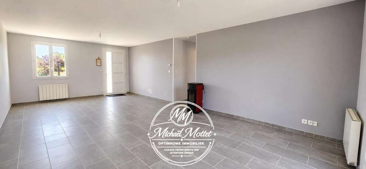 Maison contemporaine de plain-pied sur 1 282 m² de terrain – Saint-Samson-de-la-Roque (27680) - photo 4