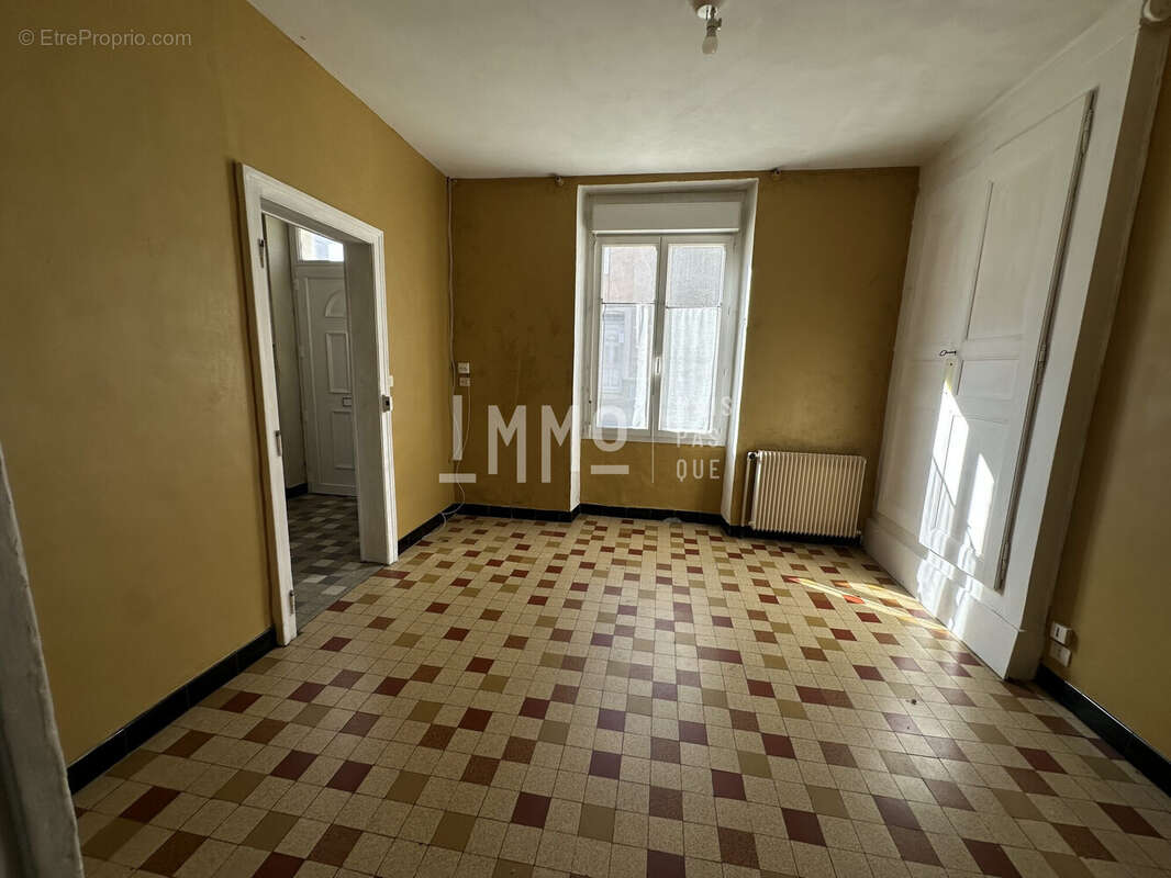 Maison à SAINT-CALAIS